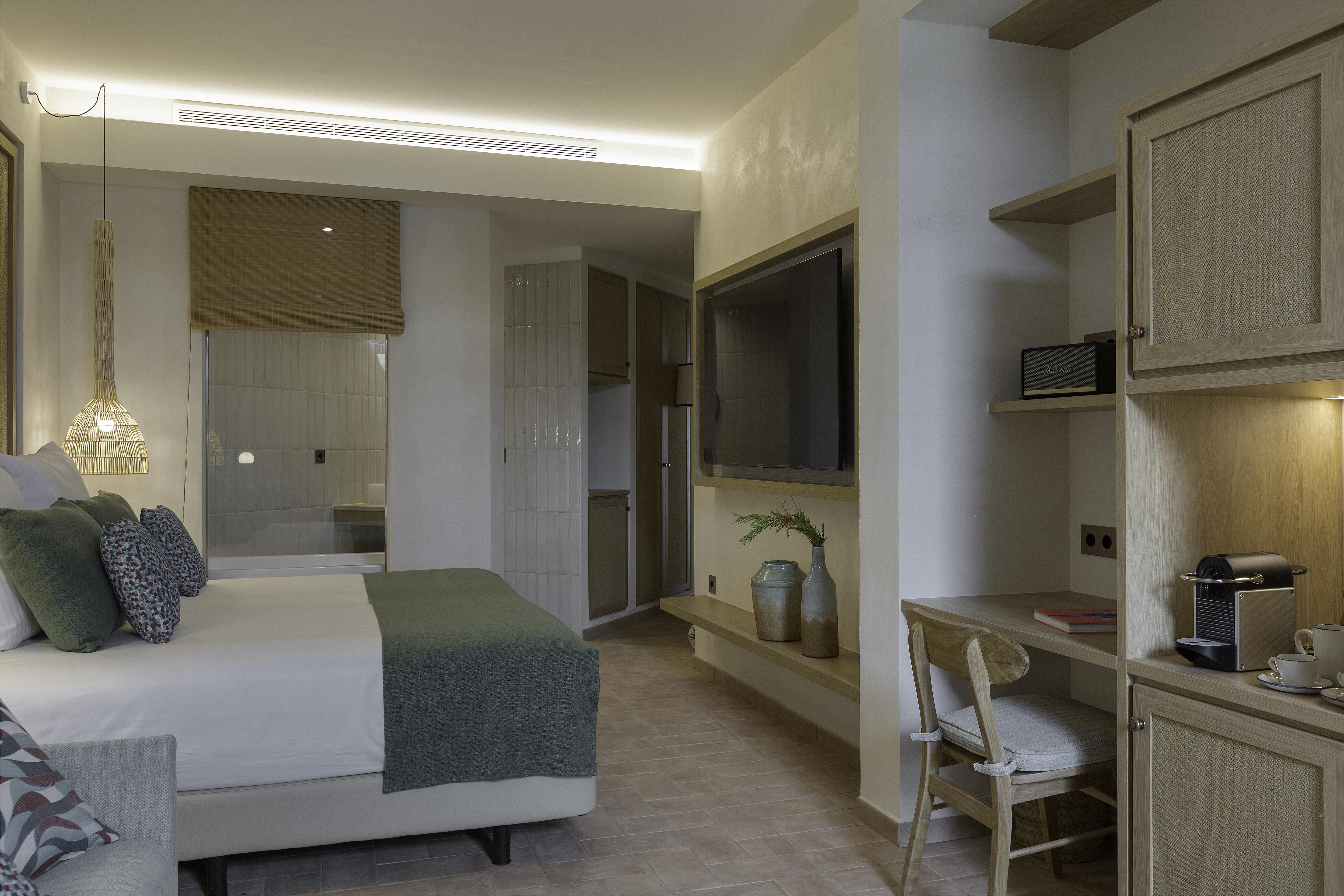 Cala San Miguel Ibiza Resort, Adults Only, Curio Collection By Hilton Port de Sant Miguel エクステリア 写真 Deluxe Room